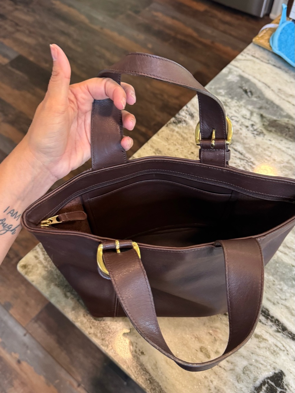 Coach Vintage 90’s Waverly Dark Brown Leather Tote Bag with Brass hardware - Picture 7 of 12